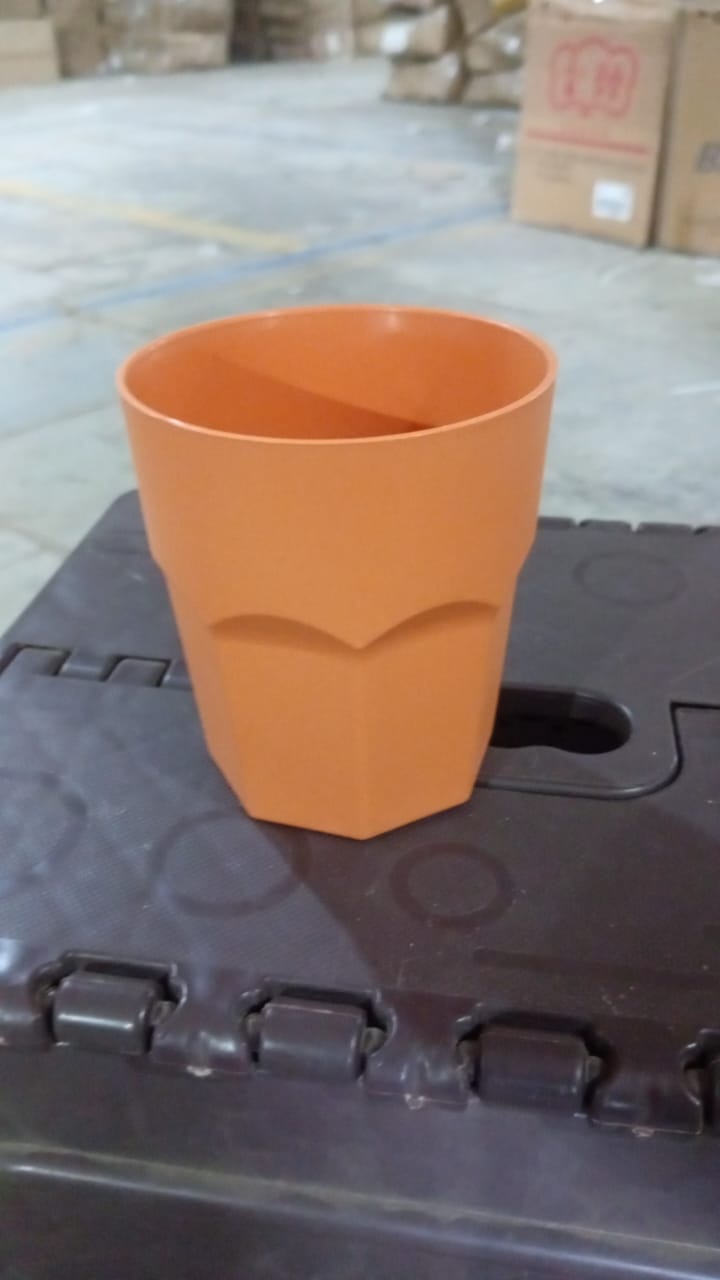 Plastic Tumblers Lightweight Cups / Glass Reusable Serving Drinking Cups (1 Pc) Plastic Tumblers Lightweight Cups / Glass Reusable Serving Drinking Cups (1 Pc)